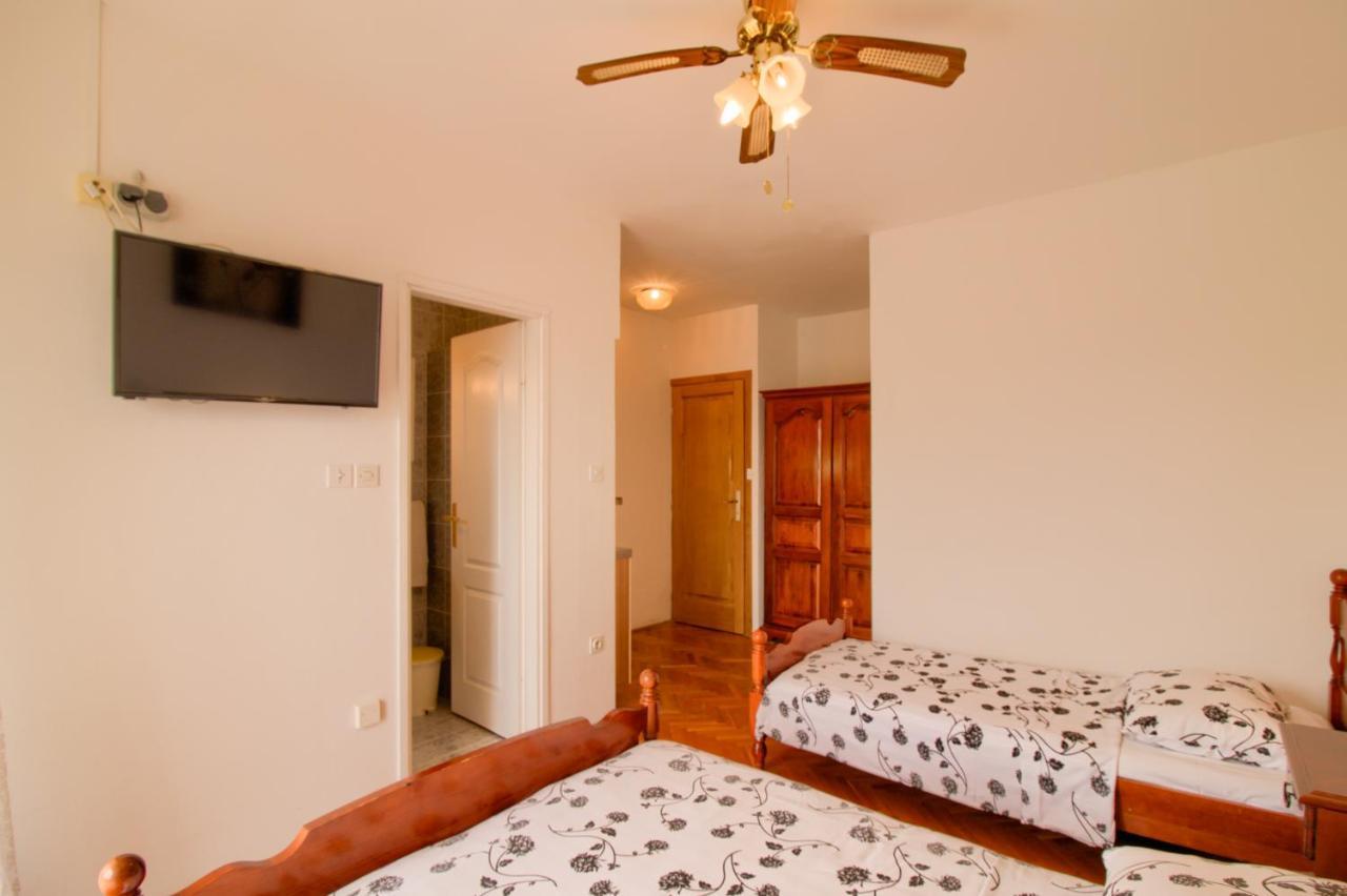 Apartments Sosic 로비니 외부 사진